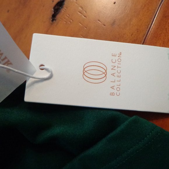 FIRM NWT Balance Collection Dry-wik Cropped Leggings Hunter Green S - Picture 5 of 16